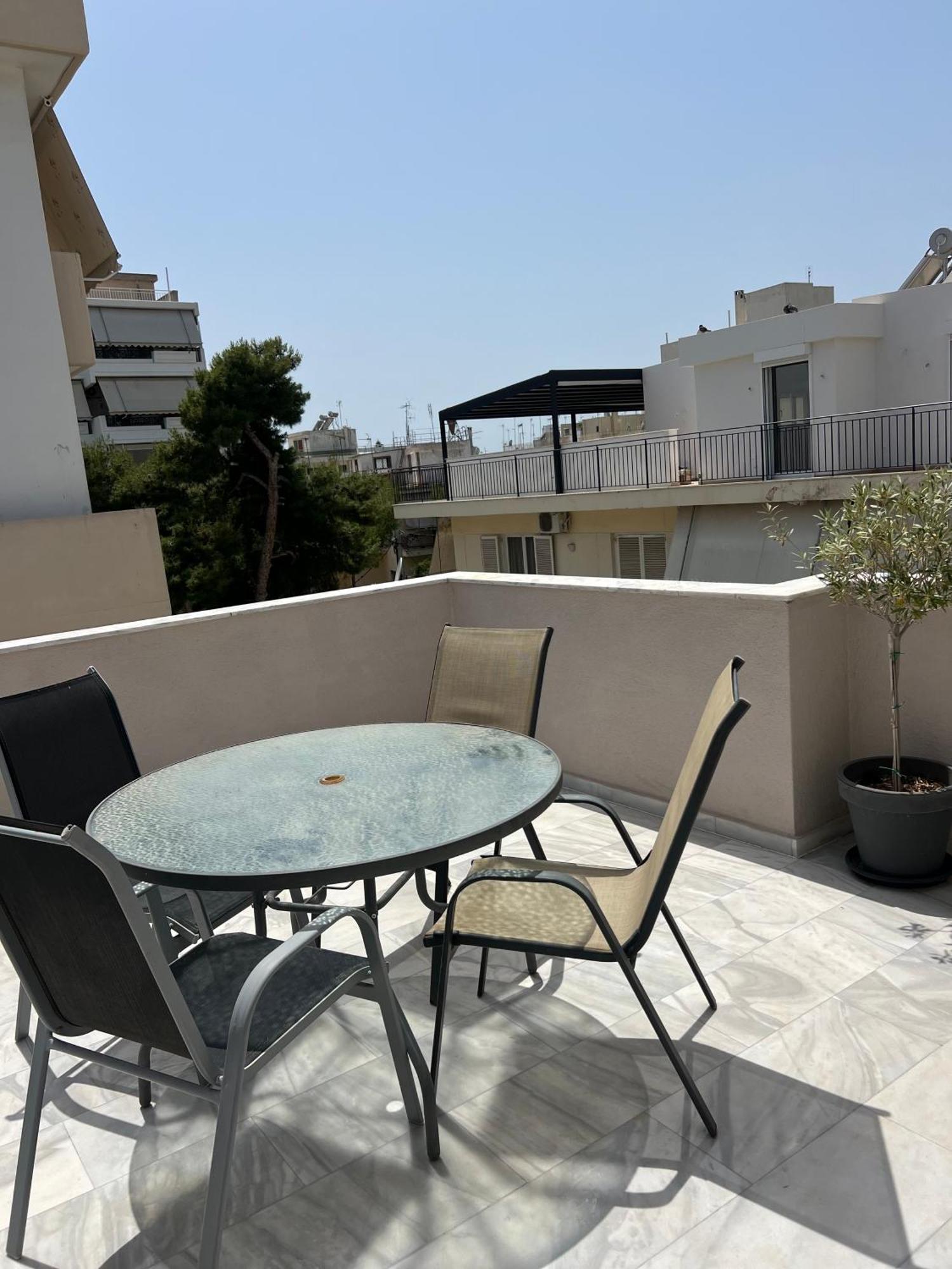 Brand New Brilliant Apartment At Athenian Riviera Екстериор снимка
