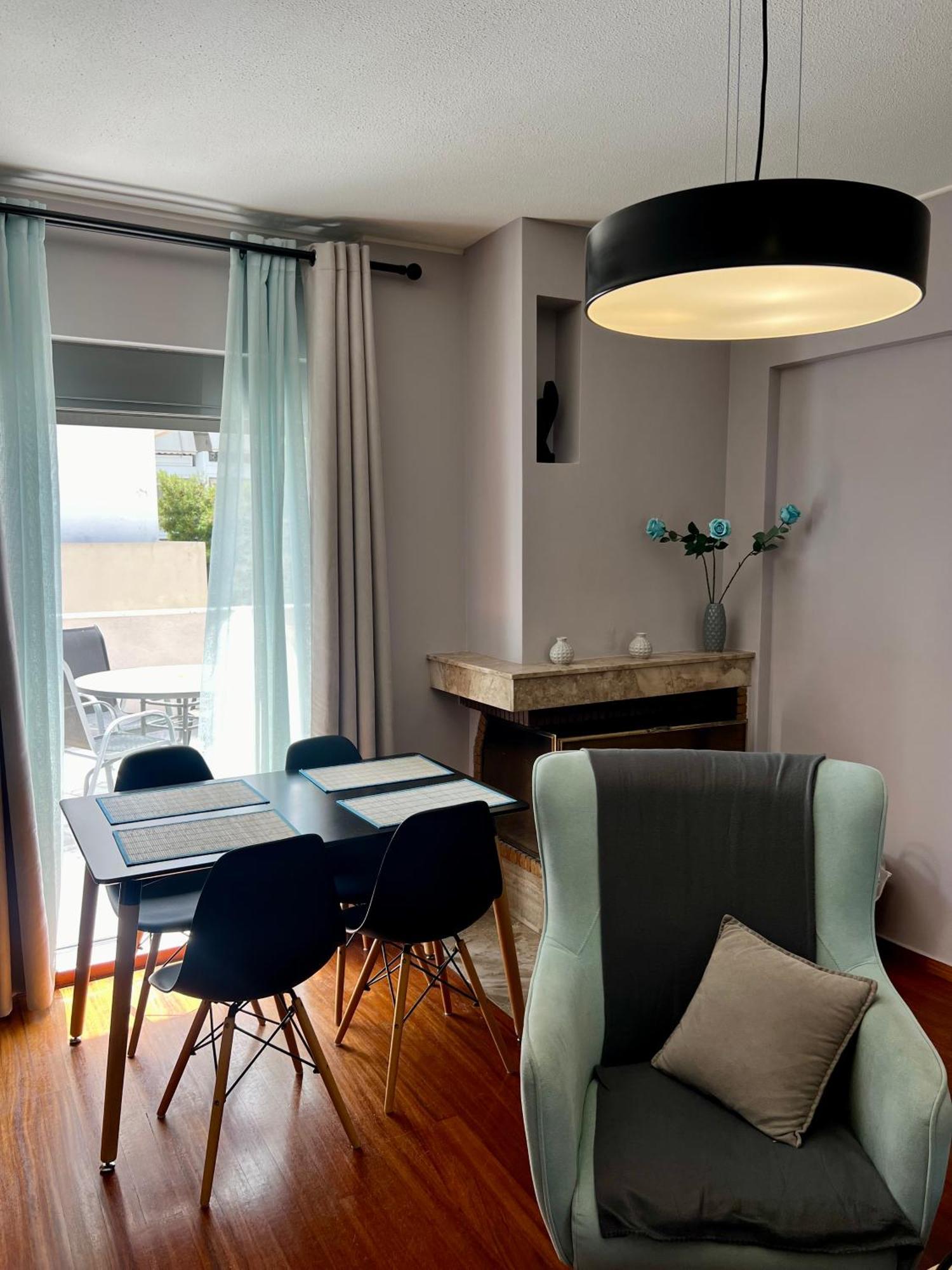 Brand New Brilliant Apartment At Athenian Riviera Екстериор снимка