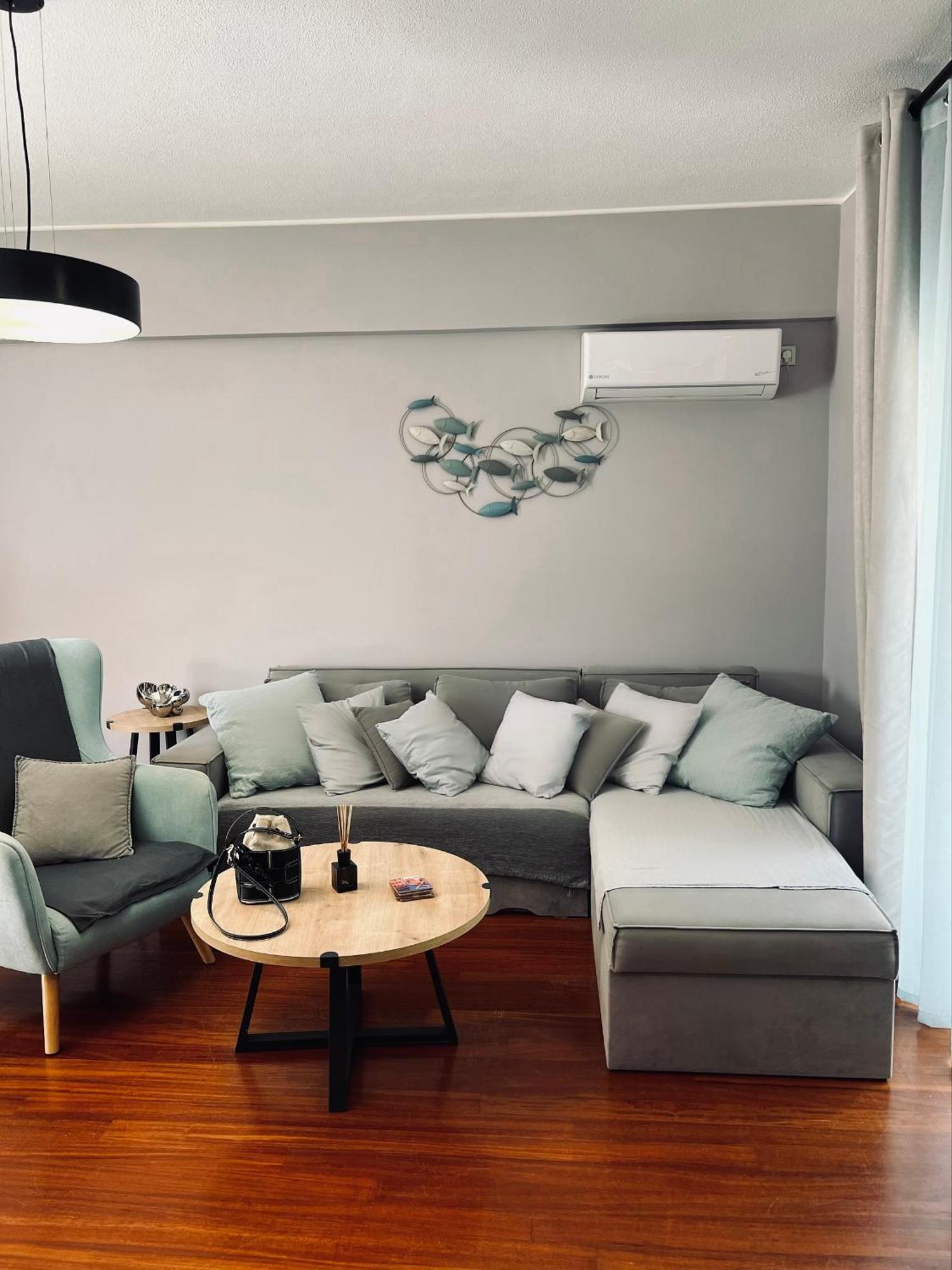 Brand New Brilliant Apartment At Athenian Riviera Екстериор снимка